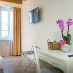 게스트하우스 La Corte Fiorita