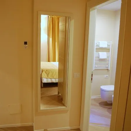 Affittacamere La Corte Fiorita 4*