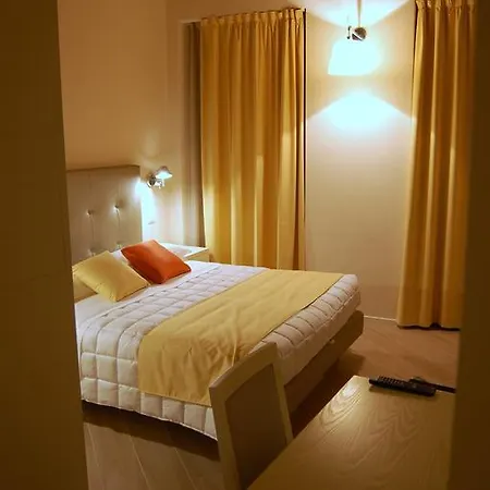 La Corte Fiorita Affittacamere 4*