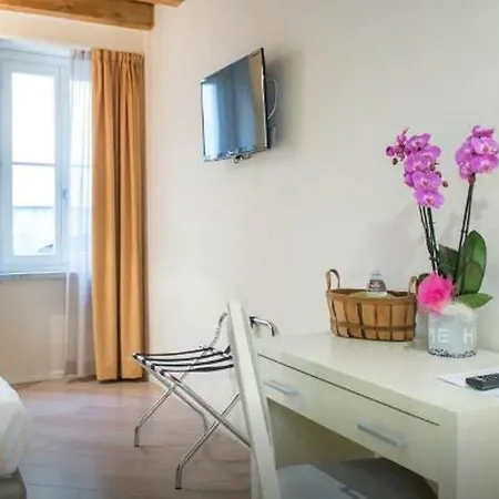 Guest house La Corte Fiorita