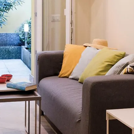 Πανσιόν La Corte Fiorita