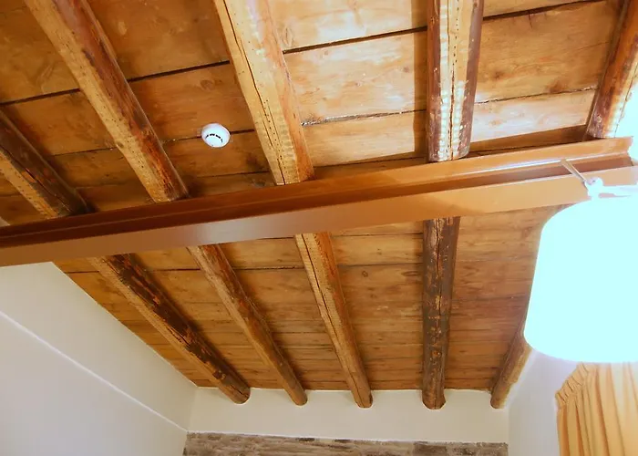 Πανσιόν La Corte Fiorita 4*