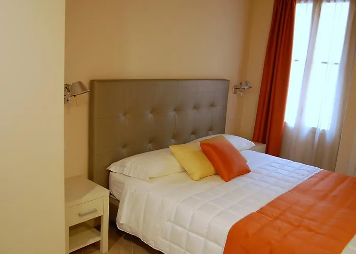 Πανσιόν La Corte Fiorita