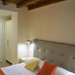 Vendégház La Corte Fiorita Como